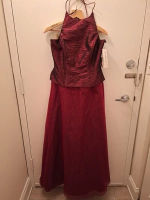 Betsy & Adam Women's Sleeveless Halter Metallic Red Long Formal Dress Size 14 - Image 1 of 4