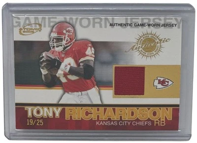 Tony Richardson 2002 Pacific Atomic Gold Jersey /25 Card Kansas City Chiefs #47 - Image 1 of 2