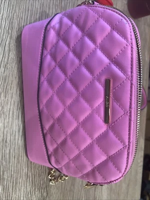 Bolso de hombro abierto Aldo rosa acolchado con correas de cadena y bolsillo con cremallera Dilacan Foto 1 de 4