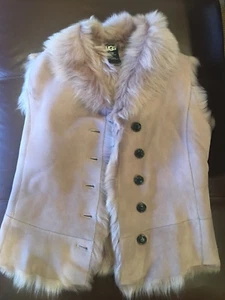 UGG Australia Vest Jacket Shearling Lamb Fur Small S Purple Reversable NWOT - Picture 1 of 21