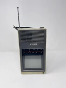 Vintage ZENITH Portable Handheld B&W Television TV UHF/VHF 1986 Model BT044S - Picture 1 of 11