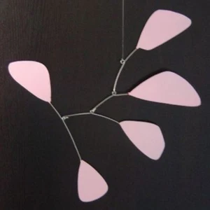 Abstract Modern Splash Pink Hanging Mobile Painted Steel New Gift - Picture 1 of 1