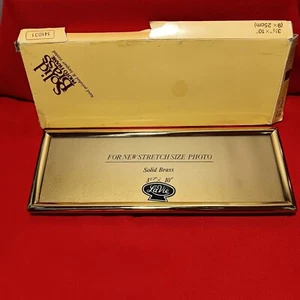 Rare Solid Brass 3.5" x 10" Vintage La Vie Panoramic Photo Frame With Box - Imagen 1 de 13