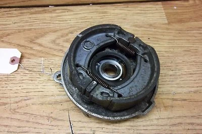 Panel de freno izquierdo Yamaha Grizzly 80 OEM #28B175 Foto 1 de 2