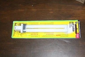 GE Compact Fluorescent Plug-In Bulb 13 Watt Soft White 810 Lumens PLG41B1-PG NEW - Picture 1 of 2