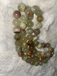 Beautiful Stringed Natural Green Marbled Round Beaded Necklace Fish Hook Clasp - Picture 1 of 10