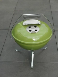 Weber Smokey Joe tragbarer Holzkohlegrill - Sonderfarbe grün - Bild 1 von 4
