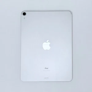 19% MwSt: Apple iPad Pro 11" Silber TOP ZUSTAND 95% Health A12X 120 Hz - Bild 1 von 17