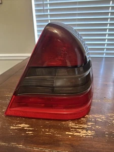 1998-2000 Mercedes-Benz C230 C280 C43 Right Taillight - 2028203864R - Picture 1 of 6