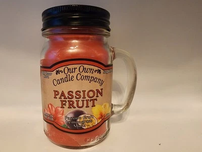 Passion Fruit, Our Own Candle Company, tarro de masón de 13 oz 100 horas de combustión Foto 1 de 2