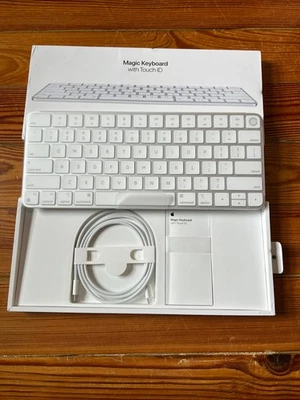 Apple Magic Keyboard with Touch ID 2021 - Silver - US English MK293LL/A - Image 1 of 3