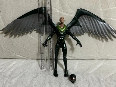 Figura suelta exclusiva de Marvel Legends Ultimate Spider-Man: Vulture Walmart Foto 1 de 2