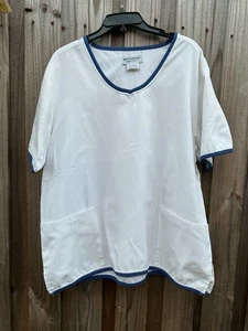 White Unisex Size Large Natural Uniforms Uniform Scrub Top w Blue Piping - Picture 1 of 5