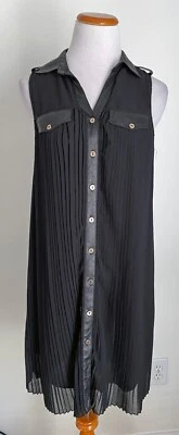 Vestido Love 21 negro plisado sin mangas, abotonado, cuello, totalmente forrado, pequeño Foto 1 de 4