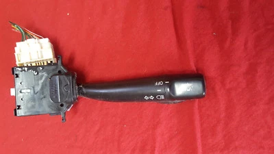 Interruptor de señal de giro del faro Toyota Corolla 1998-2001 usado ¡OEM! Foto 1 de 2