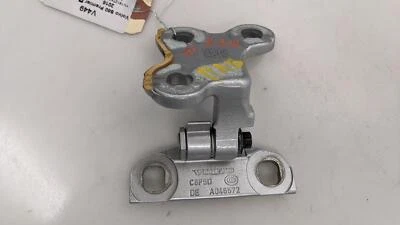 Bisagra superior puerta delantera izquierda Volvo S60 2016 31402404 2012 2013 2014 2015 Foto 1 de 4