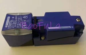 1PCS NEW TELEMECANIQUE XS8C4A1MPG13 Rectangular Proximity Sensor - Picture 1 of 4