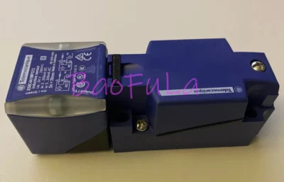 1PCS NEW TELEMECANIQUE XS8C4A1MPG13 Rectangular Proximity Sensor - Image 1 of 4