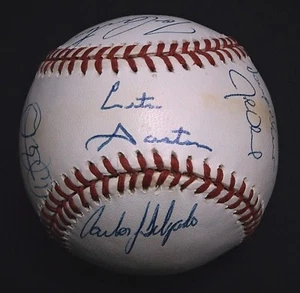 Beckett de béisbol Toronto 1994 firmado por el equipo firmado por el equipo autenticado - Imagen 1 de 5