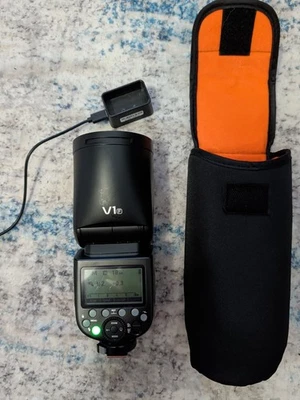 Godox V1 Flash Light Speedlight TTL HSS For Fuji  - Image 1 of 4
