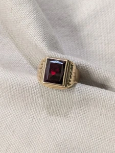14K Gold Vtg Mens Ruby Art Deco Ring Sz 9.75 Dark Red Color 8mm x 10mm - Picture 1 of 6