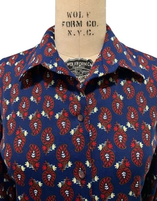 Blusa Camisa Graff Años 70/80 Vintage Para Mujer LS Azul Estampado Paisley - Talla S/M Foto 1 de 4