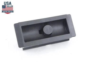 Audi A6 Avant S6 A7 RS6 RS7 Socket - Jack Rear Genuine 4G0802847 - Image 1 of 4