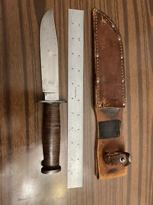 Cuchillo de Lucha Kinfolks Segunda Guerra Mundial de Colección Segunda Guerra Mundial con Funda de Cuero Original #2 Foto 1 de 4