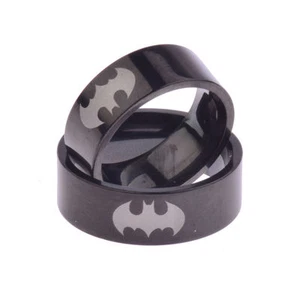 Fashion Men's Ring Black Batman Charm 316L Stainless Steel Chic Polished Ring - Foto 1 di 17