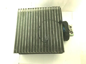 MG Rover 45 ZS    Evaporator -R134a air conditioning  JQB000120   - Picture 1 of 2