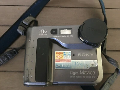Sony Mavica MVC-FD73 0.4MP Digital Camera - Image 1 of 4