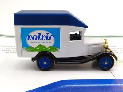 CORGI FORD MODEL A LUTON ROOF VAN - ACQUA VOLVIC - MODELLINO 1:43 + pagine - Immagine 1 di 4