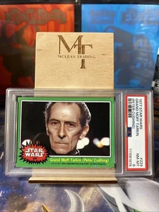 1977 Topps Star Wars Grand Moff Tarkin (Peter Cushing) No. 229 PSA 8 - Bild 1 von 3