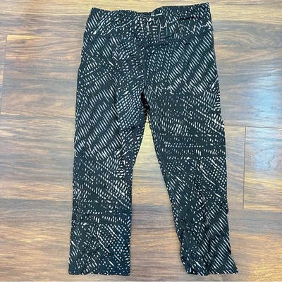 Black white gray athletic cropped leggings pants size small S  b1 - Image 1 of 3