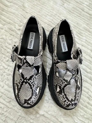 Nuevo sin caja Steve Madden Kamlee suela Mary Jane con estampado de piel de serpiente talla 6,5 Foto 1 de 4