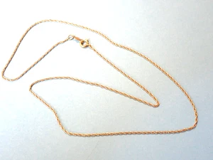 Cadena delgada de 16" de oro amarillo de 14K B-G 1,0 g - Imagen 1 de 10