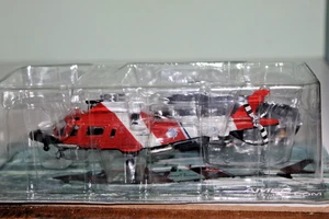 AMERCOM 1:72 AGUSTA MH-68A STINGRAY HELICOPTER - US COAST GUARD - Picture 1 of 2