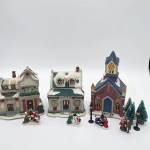 Dickens Weihnachtsdorf Set #83059 Glasfaser LED (2 von 3 Gebäuden leuchten) - Bild 1 von 16