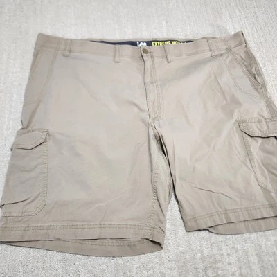 Lee Extreme Motion Shorts Men 52 Crossroad Cargo Performance Stretch Beige - Image 1 of 4