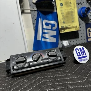 99-02 NBS Chevy Silverado Tahoe GMC Sierra Yukon Calefacción Aire Acondicionado Unidad de Control de Climatización - Imagen 1 de 20