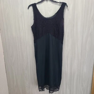 Vintage Velrose Black Lace Nightgown Size 36 USA Babydoll Witchy Goth Festival - Picture 1 of 9