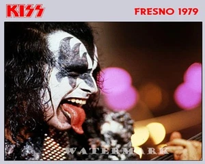 1979 Kiss Gene Simmons Fresno California Photo Color 8 x 10 Foto Bild  - Bild 1 von 1