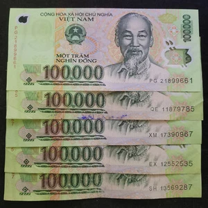 5 x 100,000 Dong Vietnam 500,000 VND Polymer Banknote - Circulate - Picture 1 of 2