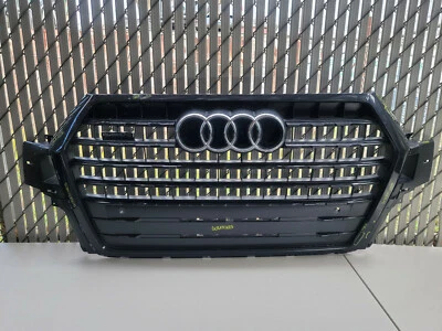2017 2018 2019 AUDI Q7 QUATTRO FRONT GRILLE OEM USED - Image 1 of 4