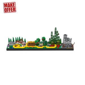 MOC: Fairy Tale Sce with Emerald City 382 Parts from Skyline Architecture - Picture 1 of 5
