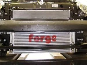 INTERCOOLER DE MONTAJE DELANTERO FORJA FIAT 500 TURBO Inc ABARTH FMINTF500 - Imagen 1 de 1