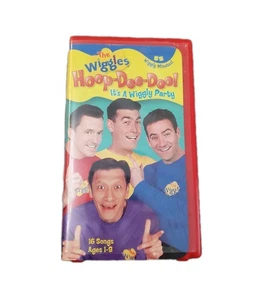 The Wiggles - Hoop-Dee-Doo VHS, 2002 Sing Dance Kids TV SHOW LIFE Lesson Fun  - Picture 1 of 3