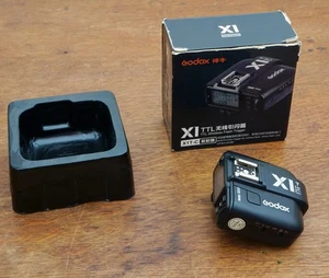 Godox X1T-C ~ 2.4G TTL Wireless Flash Trigger Transmitter for Canon.. - Picture 1 of 3