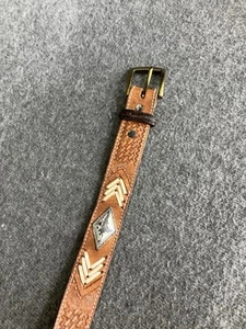 VTG Nocona Western Belt Women 26 XS Brown Basket Weave Leather Concho USA ISSUES - Picture 1 of 15