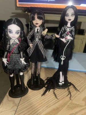 Wednesday And Morticia Bundle Monster High - Image 1 of 4
